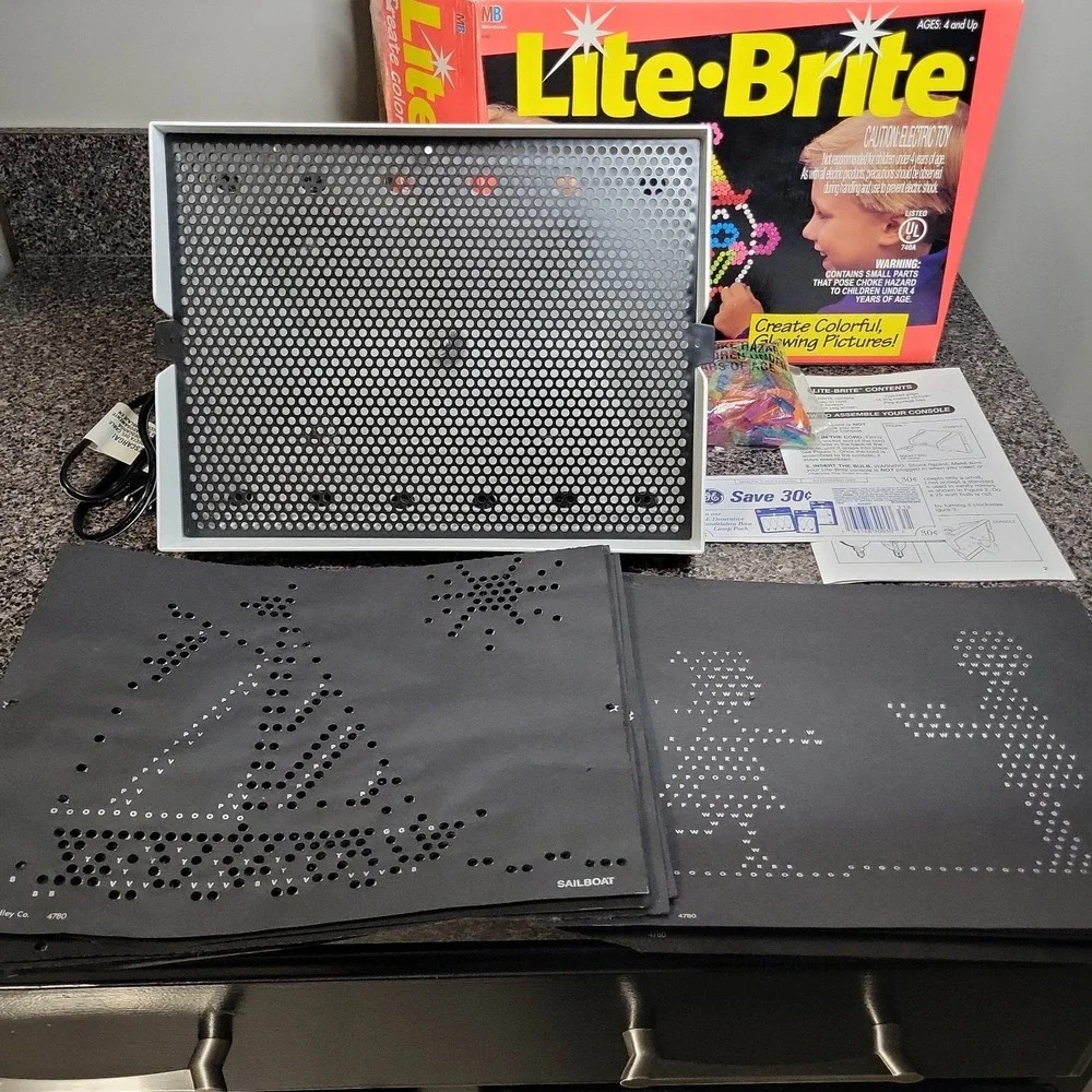 Vintage Milton Bradley Lite-Brite 4780 Tested‎ Works w/ Box Pegs Unused Sheets